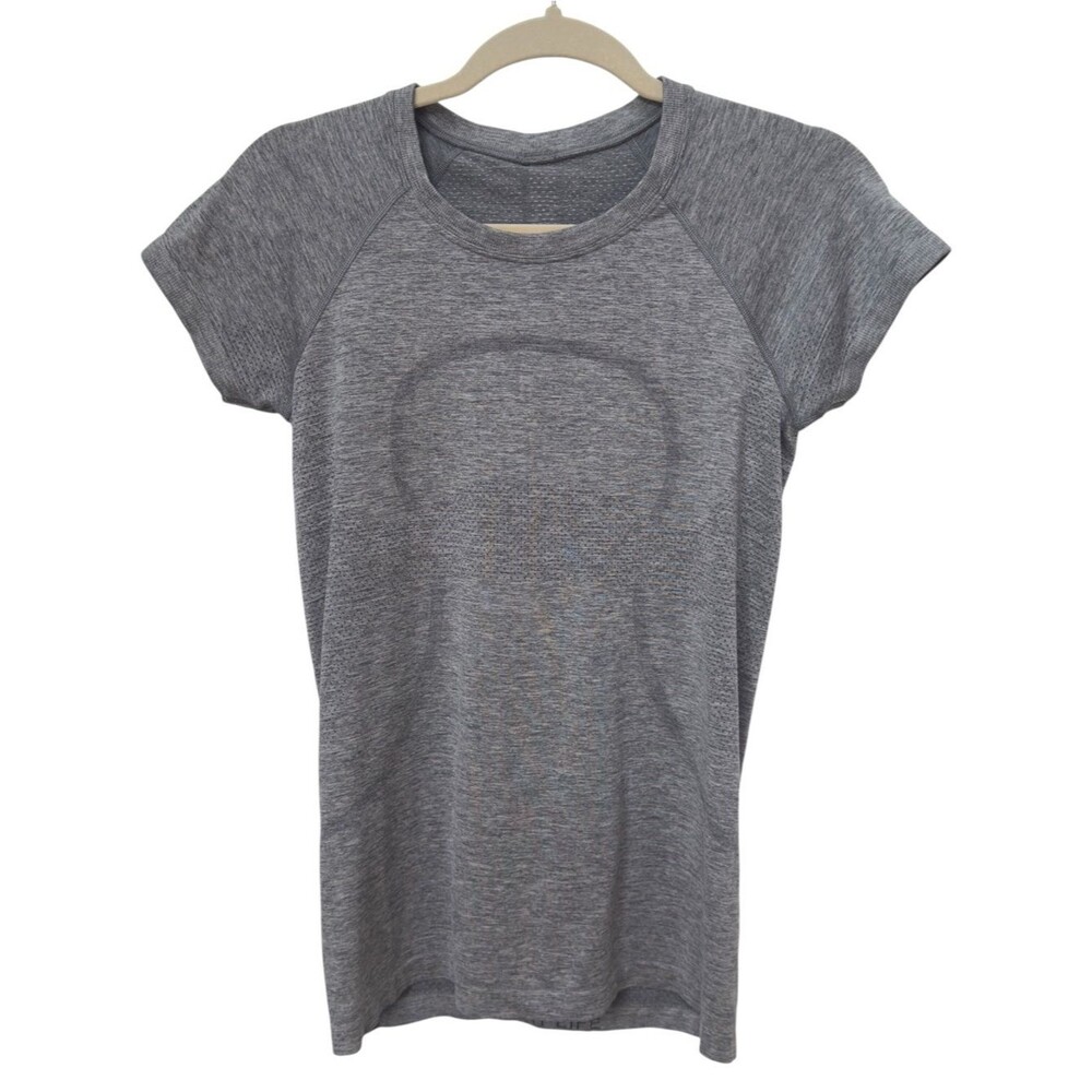 Lululemon Swiftly Tech 2.0 Short Sleeve Gray Lightweight Workout T-Shirt. 8.